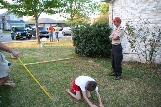 2009-04-01-Pack409-Den1-Physical-Fitness-02-longjump-Chance.JPG