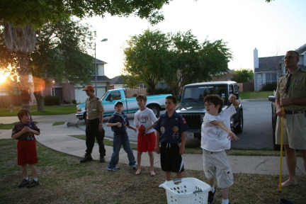 2009-04-01-Pack409-Den1-Physical-Fitness-41-9hole-golf-Logan-Andrew-Chance-CJ-Dax-Travis.JPG