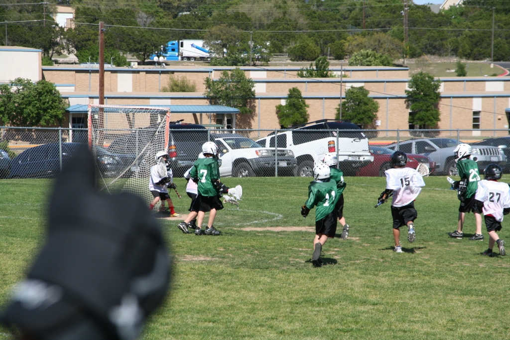 2009/04(April)/Vale-LaCrosse/1024x768_2009-04-05-Vale-LaCrosse-061-shoots.JPG