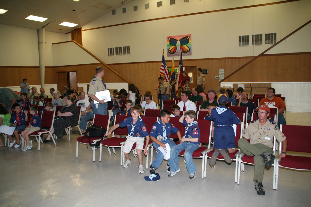 2009/05(May)/Pack409-Crossover/2009-05-10-Pack409-Crossover-001-Chance-CJ-Andrew.JPG