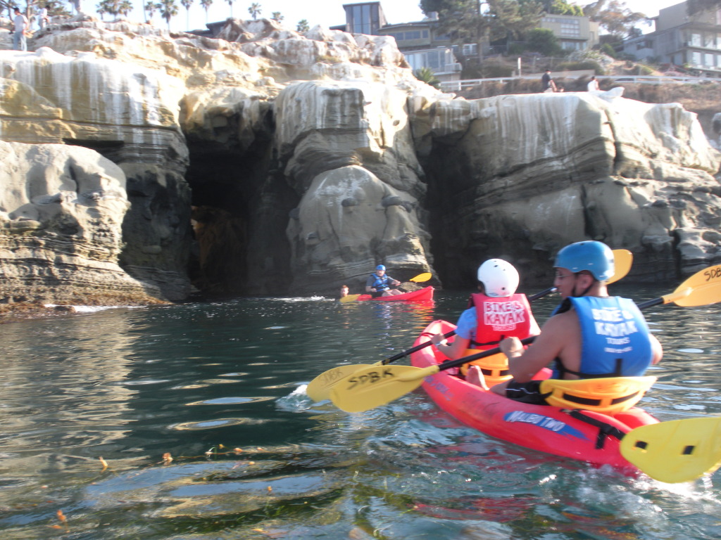 2009-07-09-ITOC-San-Diego-CA-22-Kayaking-Lorie-Beloro-cave.JPG