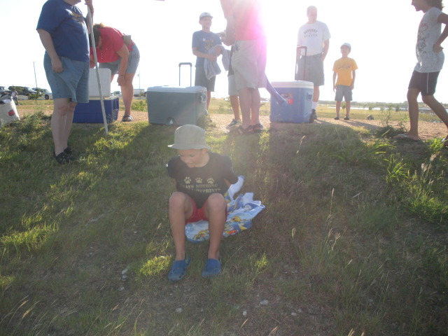 2009/07(July)/Pack409-Den4-Ice-sliding/640x480_2009-07-14-Pack409-Den4-Ice-sliding-07-Case.JPG