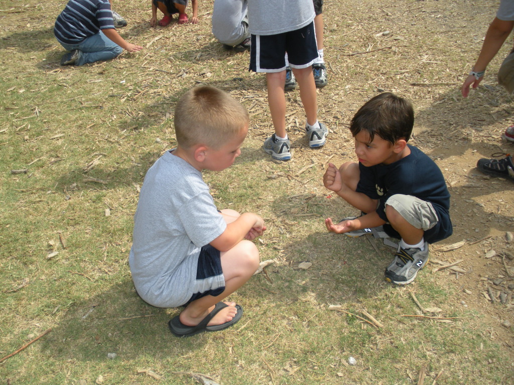 2009-07-18-Pack409-park-07-rock-paper-scissors.JPG