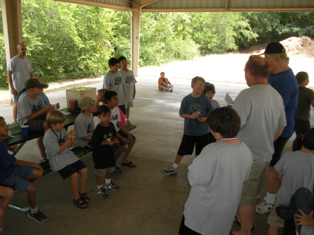 2009/07(July)/Pack409-park/640x480_2009-07-18-Pack409-park-51.JPG