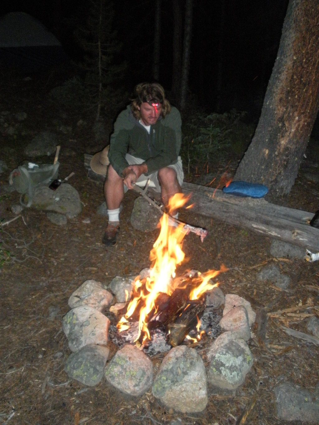 2009/08(August)/Camping-Boulder-Lake-CO/1024x768_2009-08-28-Camping-Frisco-CO-42-cooking-squirrel.JPG