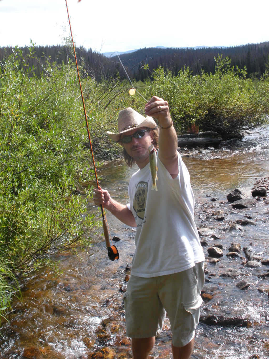 2009/08(August)/Camping-Boulder-Lake-CO/1024x768_2009-08-29-Camping-Frisco-CO-24-Justin-caught-BAIT.JPG