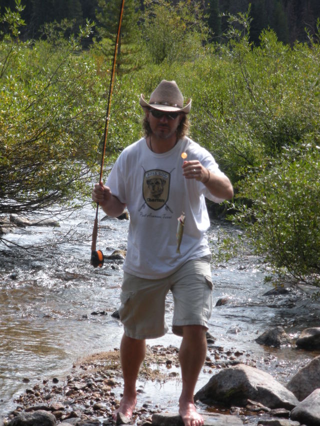 2009/08(August)/Camping-Boulder-Lake-CO/640x480_2009-08-29-Camping-Frisco-CO-23-Justin-caught-BAIT.JPG