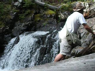 2009-08-28-Camping-Frisco-CO-04-video-waterfalls.png