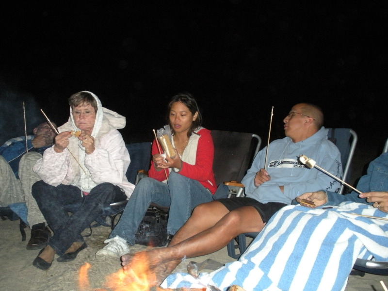 2009-09-15-ITOC-R1-Huntington-Beach-training-37-smores-Juanita-Lorie-Bill.JPG