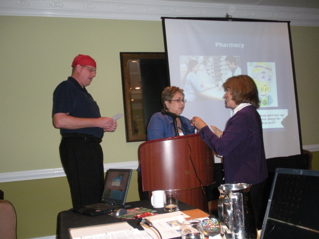 2009/09(September)/ITOC-R1-Huntington-Beach-Training/Day2/640x480_2009-09-16-ITOC-R1-Huntington-Beach-training-08-Joe-Irma-Lydia.JPG