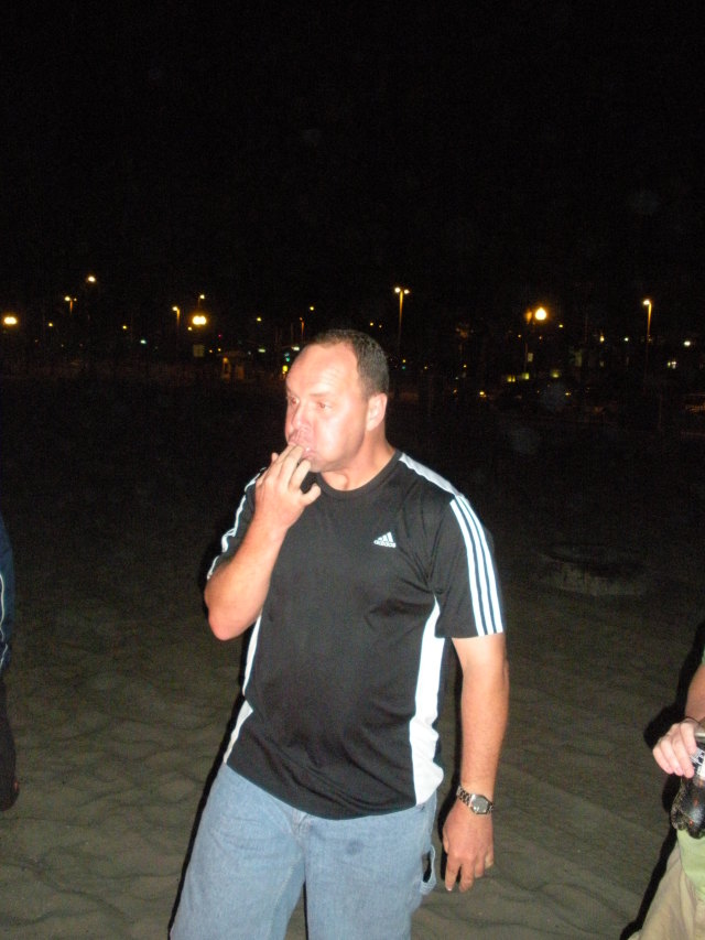 2009/09(September)/ITOC-R1-Huntington-Beach-Training/Day2/640x480_2009-09-16-ITOC-R1-Huntington-Beach-training-34-campfire-Mike-eats-11-marshmellows.JPG