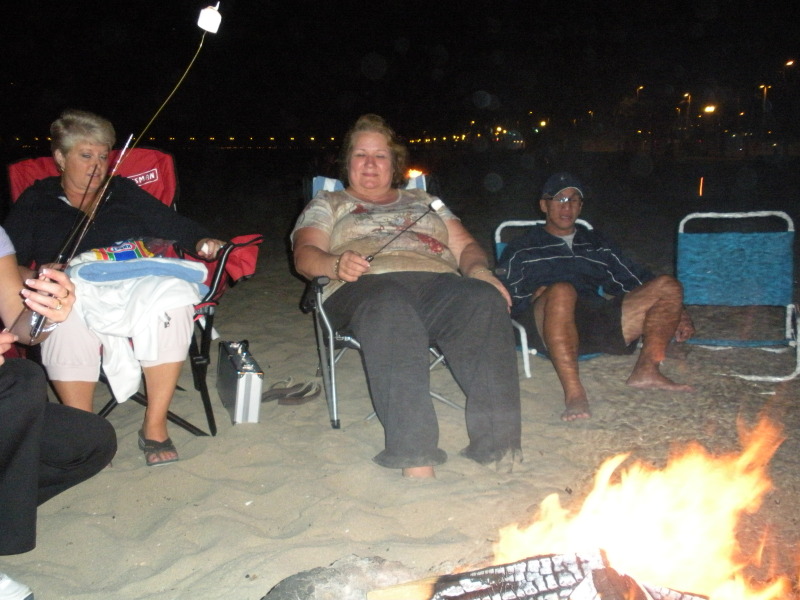 2009-09-16-ITOC-R1-Huntington-Beach-training-28-campfire-Belinda-MaryAn-Bill.JPG