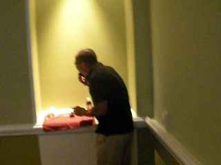 2009-09-16-ITOC-R1-Huntington-Beach-training-10-Bill-Beloro-eats-4-brownies.png