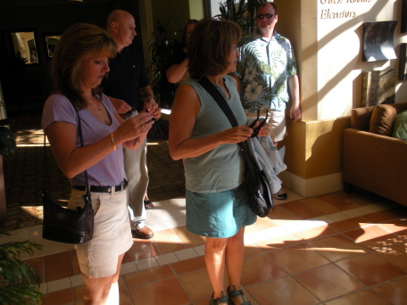 2009-09-16-ITOC-R1-Huntington-Beach-training-13-Barbie-Karl-Lydia-Shane.JPG