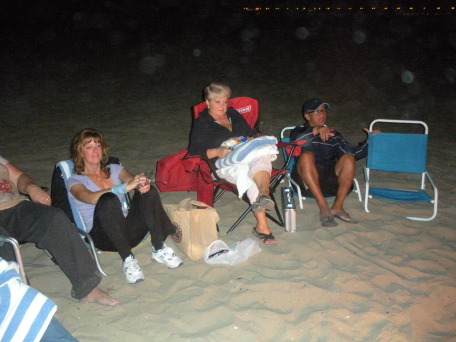 2009-09-16-ITOC-R1-Huntington-Beach-training-29-campfire-Barbie-Belinda-Bill.JPG