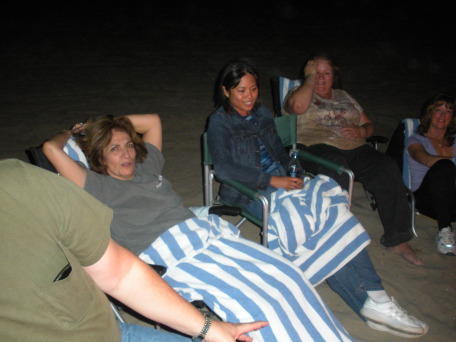 2009-09-16-ITOC-R1-Huntington-Beach-training-30-campfire-Lydia-Lorie-Maryan-Barbie.JPG