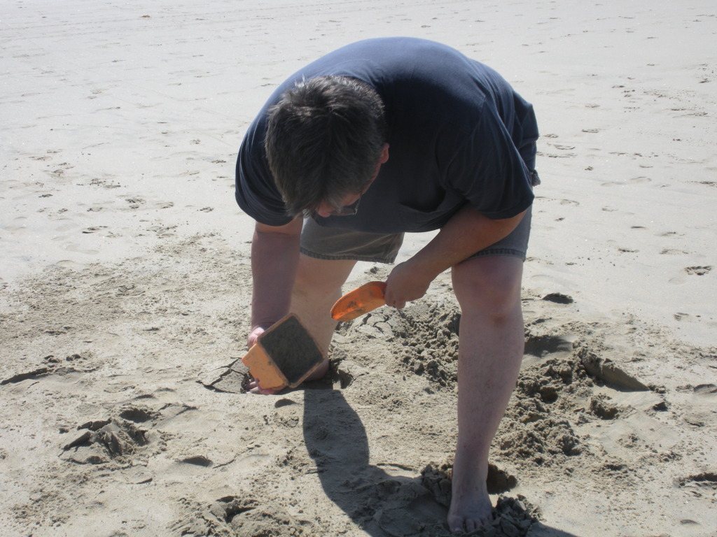 2009-09-17-ITOC-R1-Huntington-Beach-training-21-teambuilder-contest-Stan.JPG