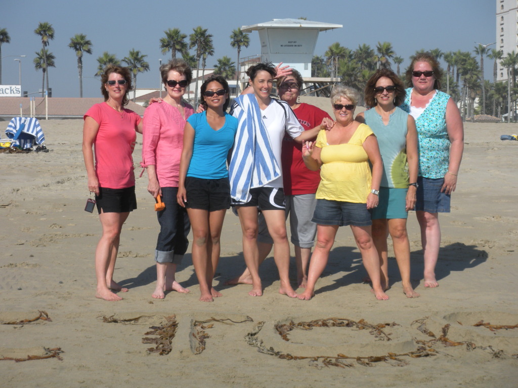 2009/09(September)/ITOC-R1-Huntington-Beach-Training/Day3/1024x768_2009-09-17-ITOC-R1-Huntington-Beach-training-40-teambuilder-contest-Ladies-finsihed.JPG