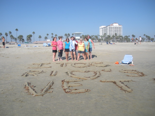 2009-09-17-ITOC-R1-Huntington-Beach-training-39-teambuilder-contest-Ladies-finsihed.JPG