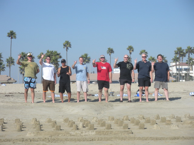 2009-09-17-ITOC-R1-Huntington-Beach-training-49-teambuilder-contest-Travis-Bill-Bill-Rob-Shane-Karl-Doug-Stan.JPG