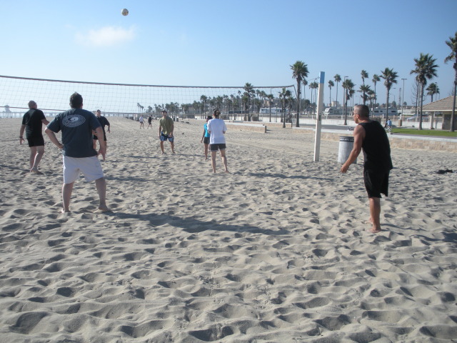 2009-09-17-ITOC-R1-Huntington-Beach-training-60-Volleyball-Karl-Steve-April-Bill.JPG
