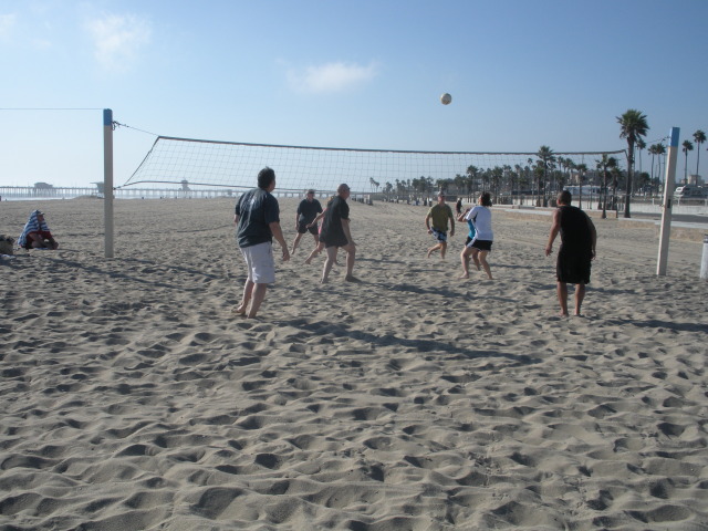 2009-09-17-ITOC-R1-Huntington-Beach-training-61-Volleyball.JPG
