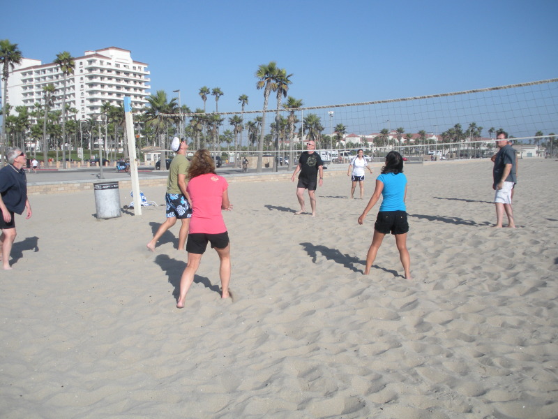2009-09-17-ITOC-R1-Huntington-Beach-training-66-Volleyball.JPG