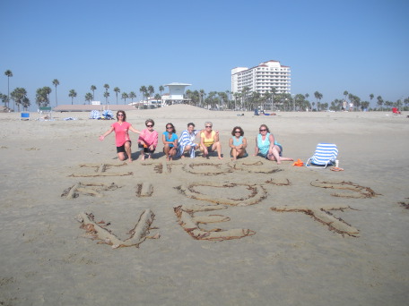 2009-09-17-ITOC-R1-Huntington-Beach-training-37-teambuilder-contest-Ladies-finsihed.JPG