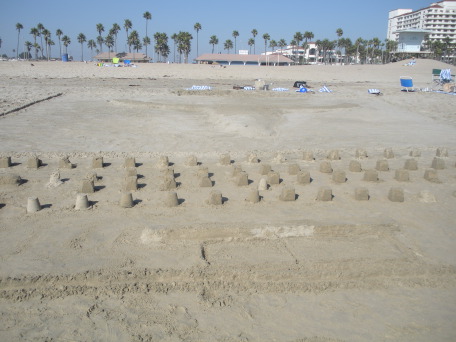 2009-09-17-ITOC-R1-Huntington-Beach-training-44-teambuilder-contest-keyboard-with-longhorn-screen.JPG