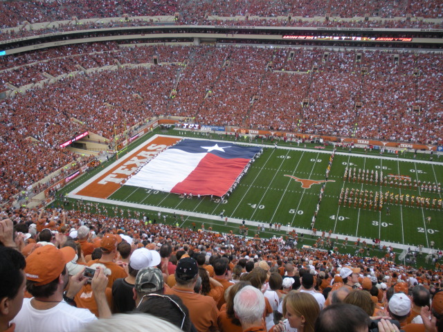 2009/09(September)/UT-Texas-Tech/640x480_2009-09-19-UT-Texas-Tech-19.JPG
