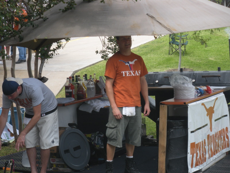 2009/09(September)/UT-Texas-Tech/800x600_2009-09-19-UT-Texas-Tech-03.JPG