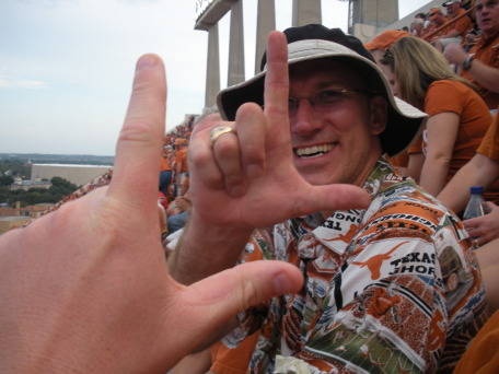 2009-09-19-UT-Texas-Tech-15-Travis.JPG