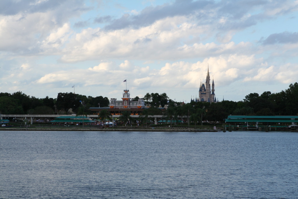 2009/10(October)/Disney-Cruise/158CANON/1024x768_IMG_5843.JPG