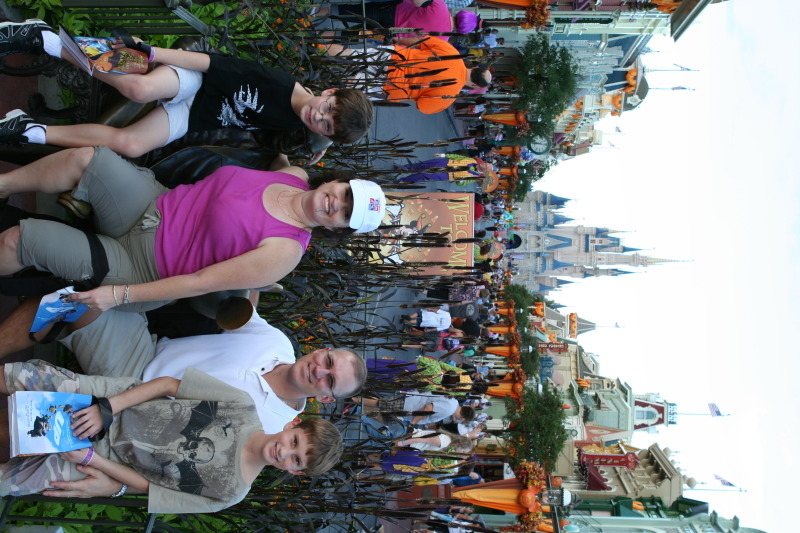 2009/10(October)/Disney-Cruise/158CANON/800x600_IMG_5870.JPG