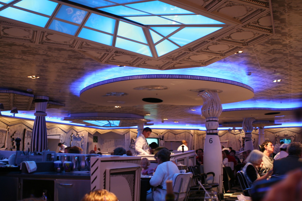 2009/10(October)/Disney-Cruise/160CANON/1024x768_IMG_6090.JPG