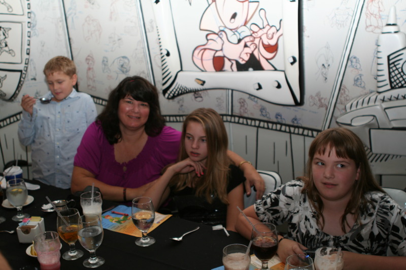 2009/10(October)/Disney-Cruise/161CANON/800x600_IMG_6127.JPG
