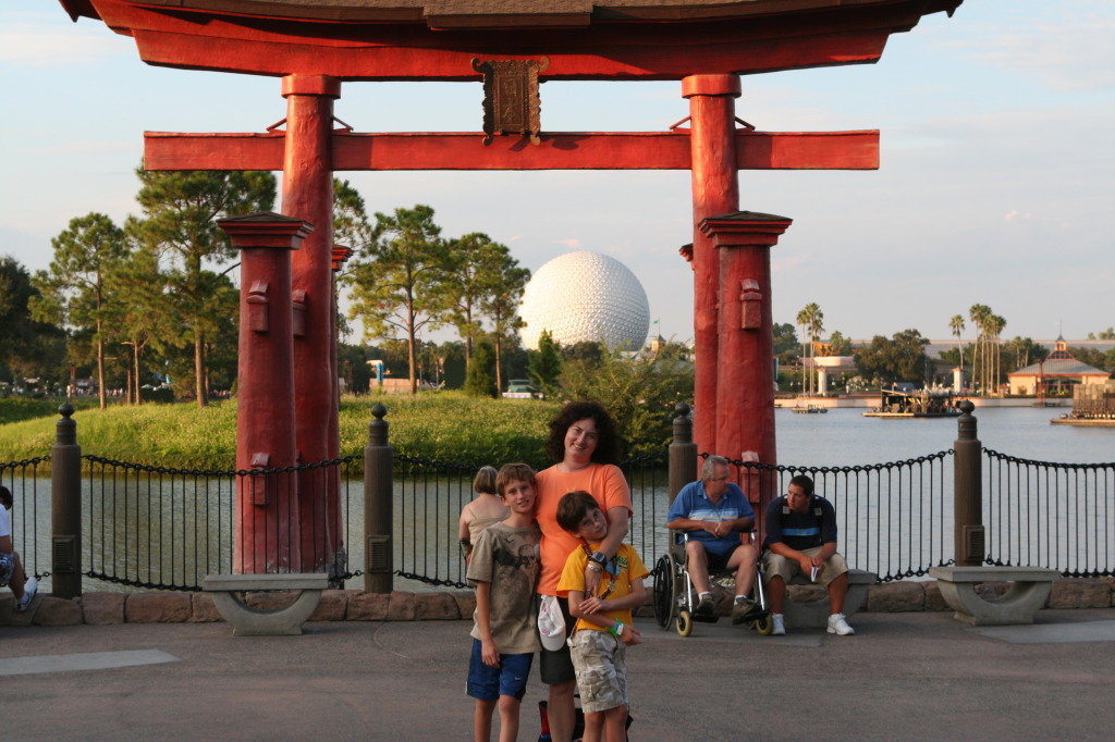 2009/10(October)/Disney-Cruise/168CANON/1024x768_IMG_6824.JPG