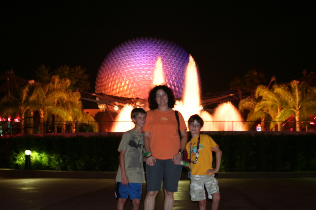 2009/10(October)/Disney-Cruise/168CANON/1024x768_IMG_6875.JPG
