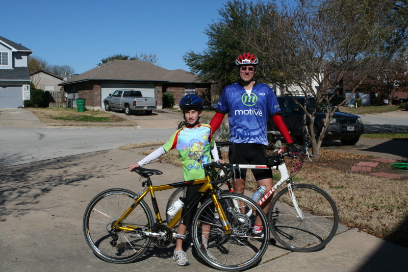 2009/12(December)/Biking-Chance/800x600_2009-12-20-Biking-Chance-Travis-12.JPG