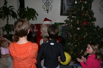 2009-12-24-Christmas-Colorado-02-Santa.JPG