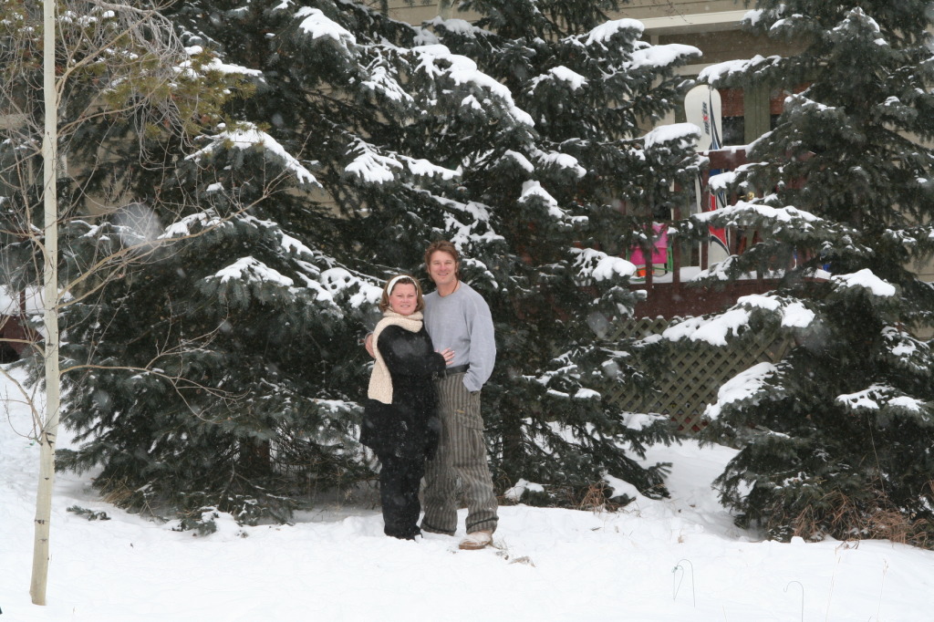 2009-12-25-Christmas-Family-Photo-09-Katie-Justin.JPG