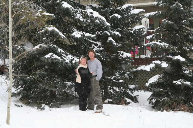 2009-12-25-Christmas-Family-Photo-09-Katie-Justin.JPG