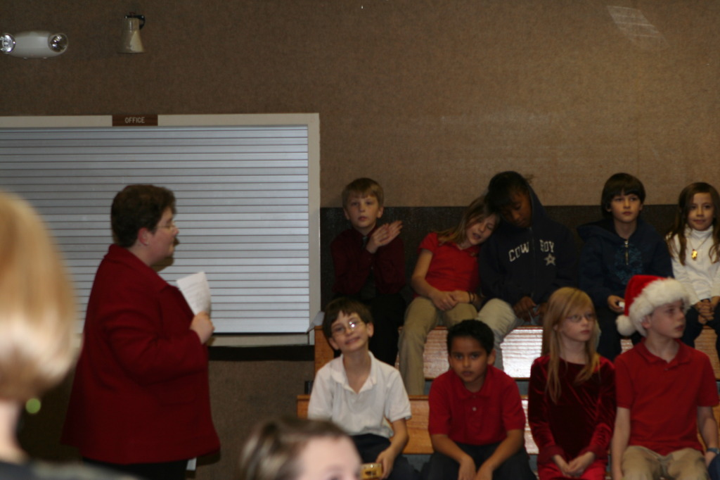 2009/12(December)/NYOS-Christmas-Pagent/1024x768_2009-12-16-NYOS-Christmas-Pagent-03-Dax.JPG