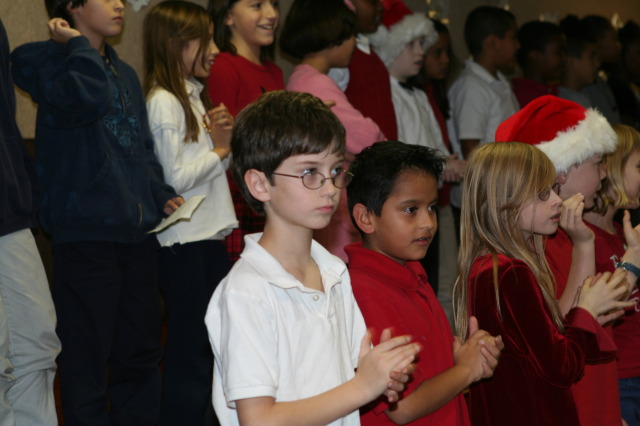 2009/12(December)/NYOS-Christmas-Pagent/640x480_2009-12-16-NYOS-Christmas-Pagent-05-Dax.JPG