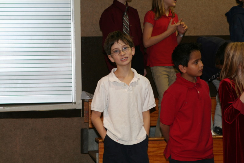 2009/12(December)/NYOS-Christmas-Pagent/800x600_2009-12-16-NYOS-Christmas-Pagent-11-Dax.JPG