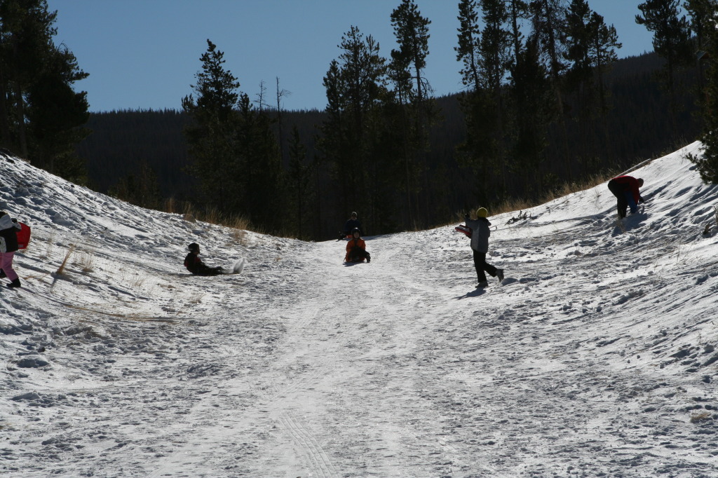 2009-12-27-Sledding-010.JPG