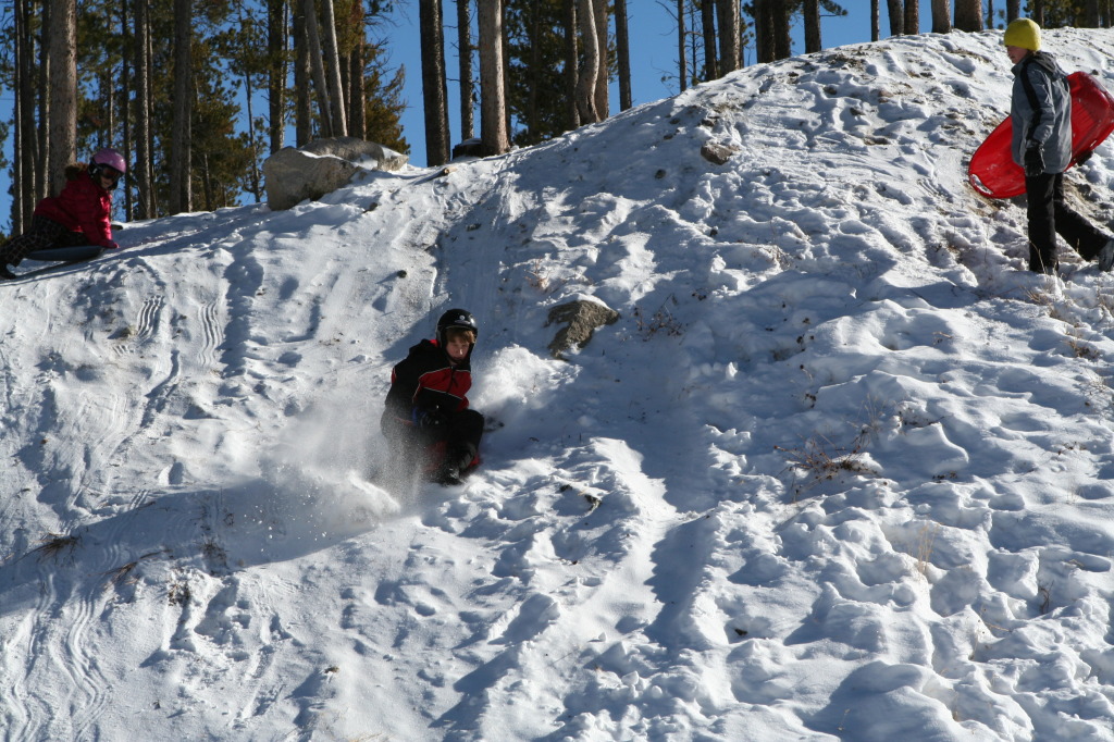 2009-12-27-Sledding-083-Chance.JPG