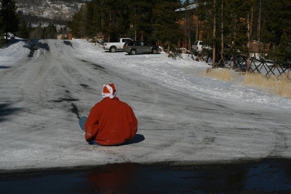 2009-12-27-Sledding-179-Travis.JPG
