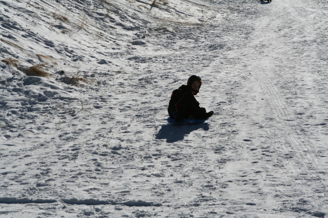 2009-12-27-Sledding-003.JPG