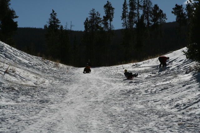 2009-12-27-Sledding-008.JPG